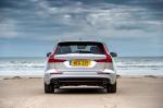 Volvo V60 D4 Momemtum 2018 года (UK)
